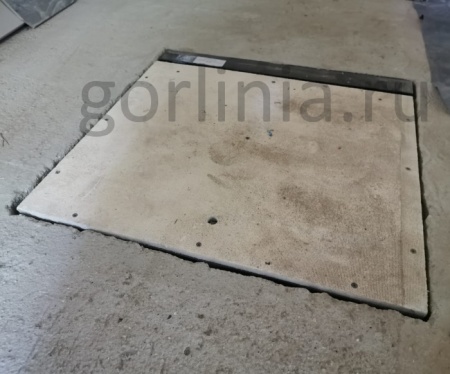 Люк напольный Стелс-КУ 700*900п короб утепленное исполнение